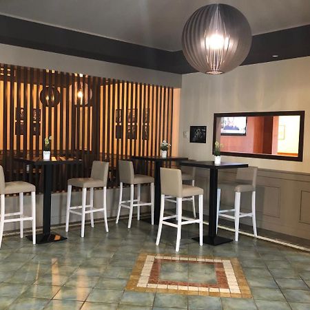 Hotel Palacavicchi Ciampino Buitenkant foto