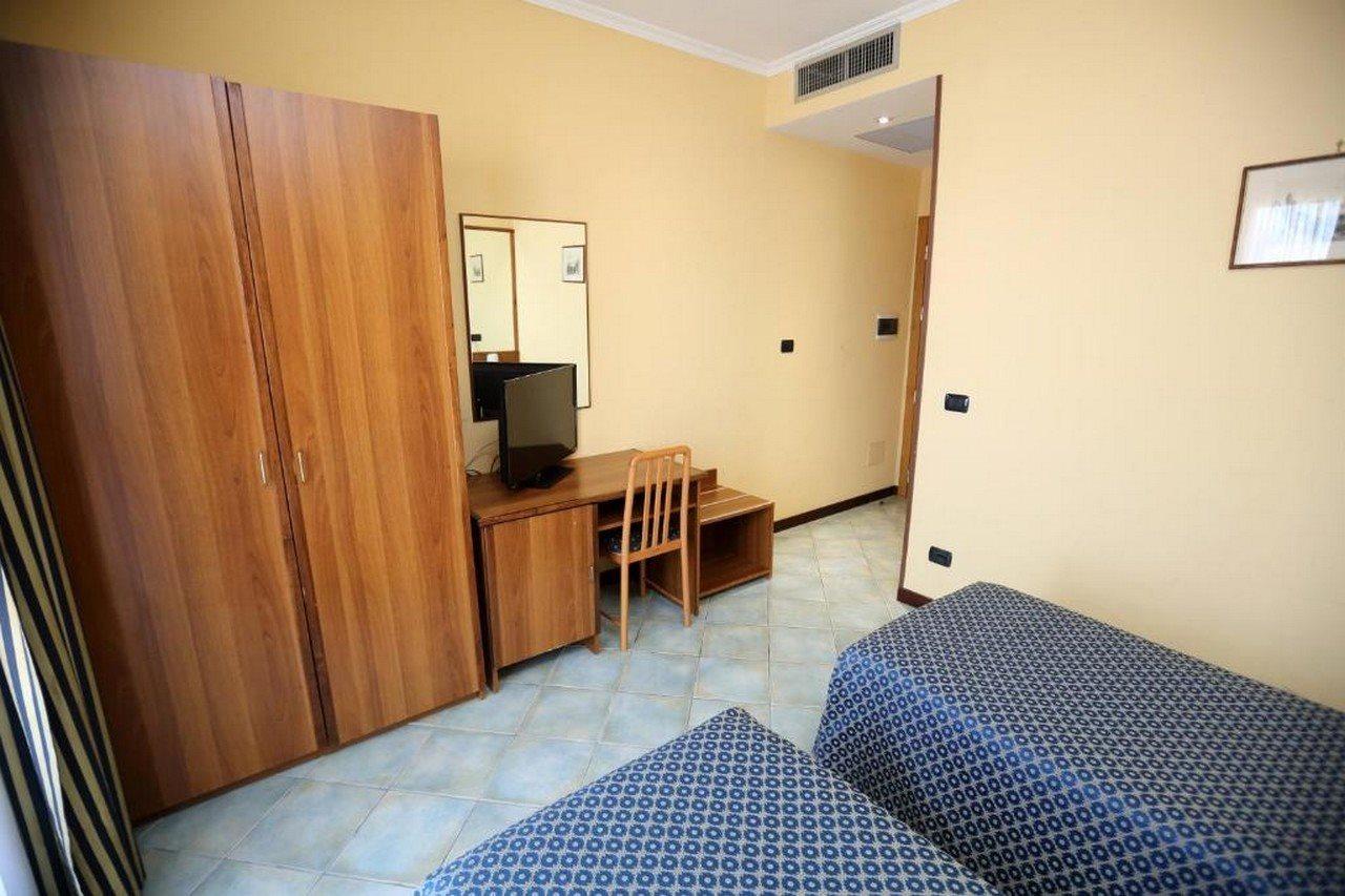 Hotel Palacavicchi Ciampino Buitenkant foto