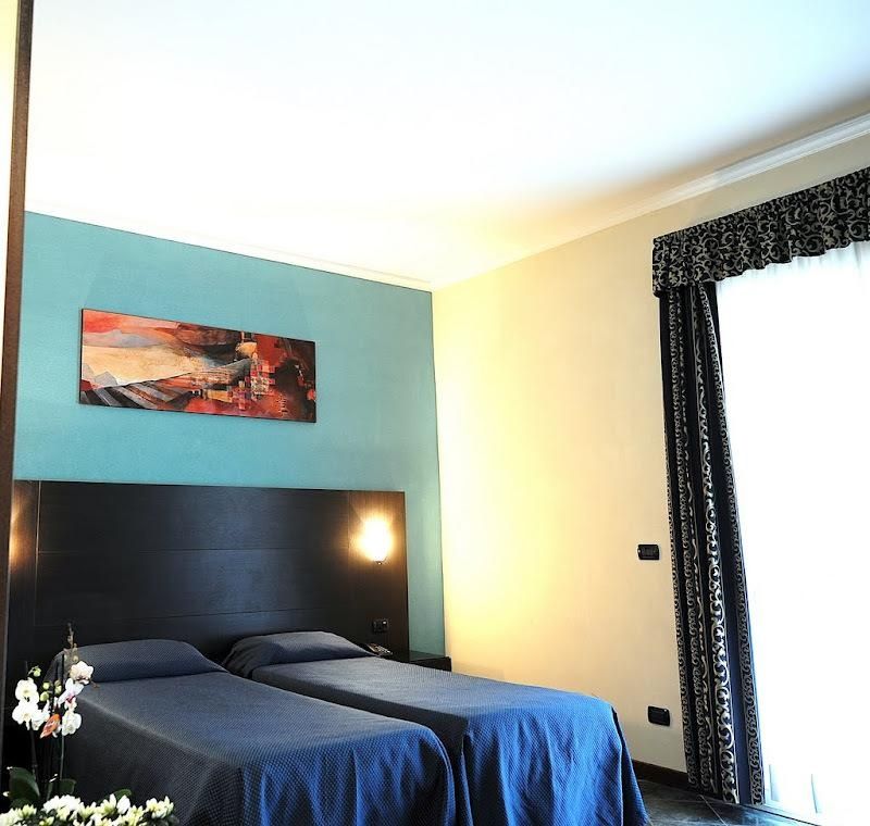 Hotel Palacavicchi Ciampino Buitenkant foto