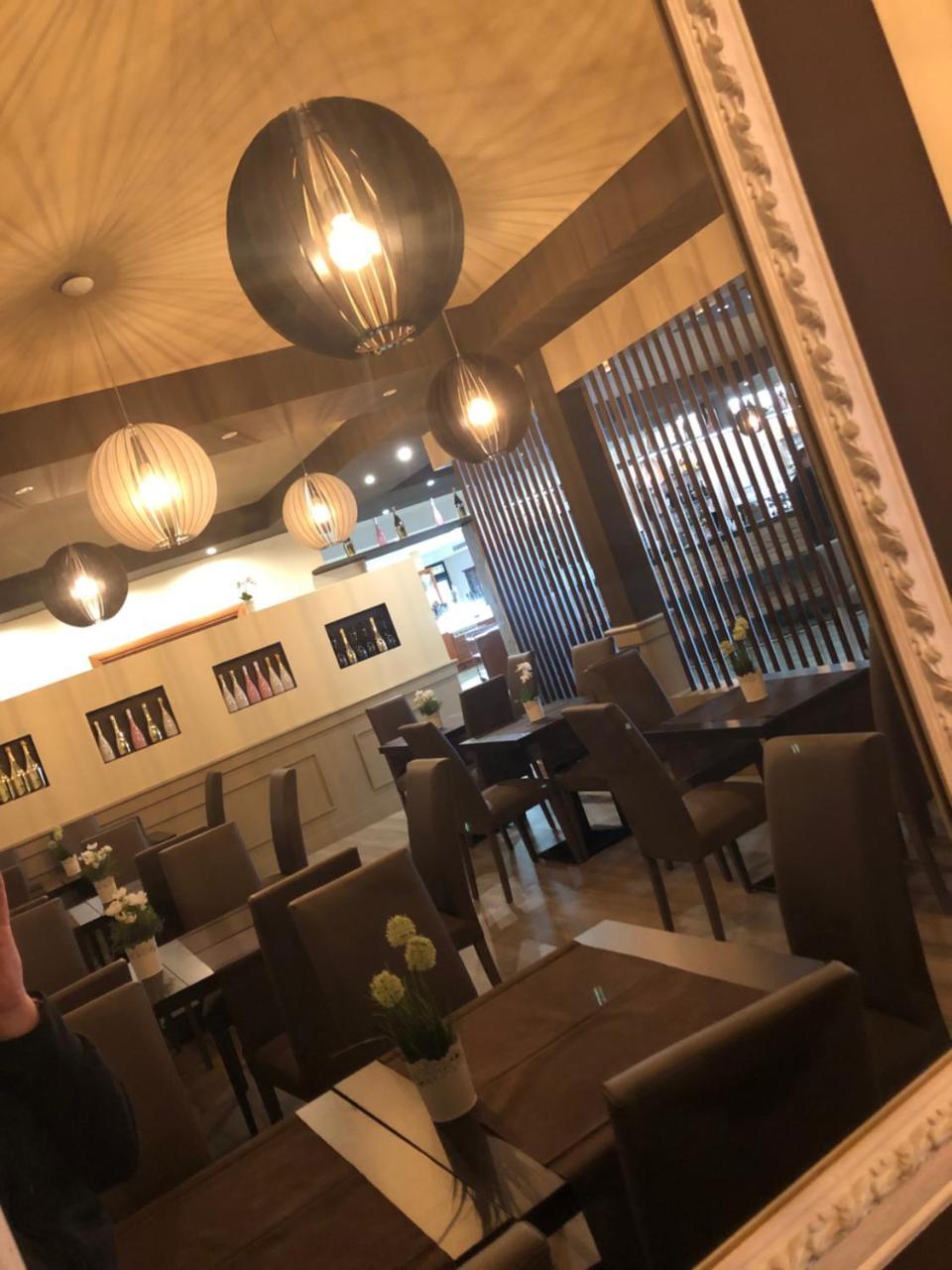 Hotel Palacavicchi Ciampino Buitenkant foto
