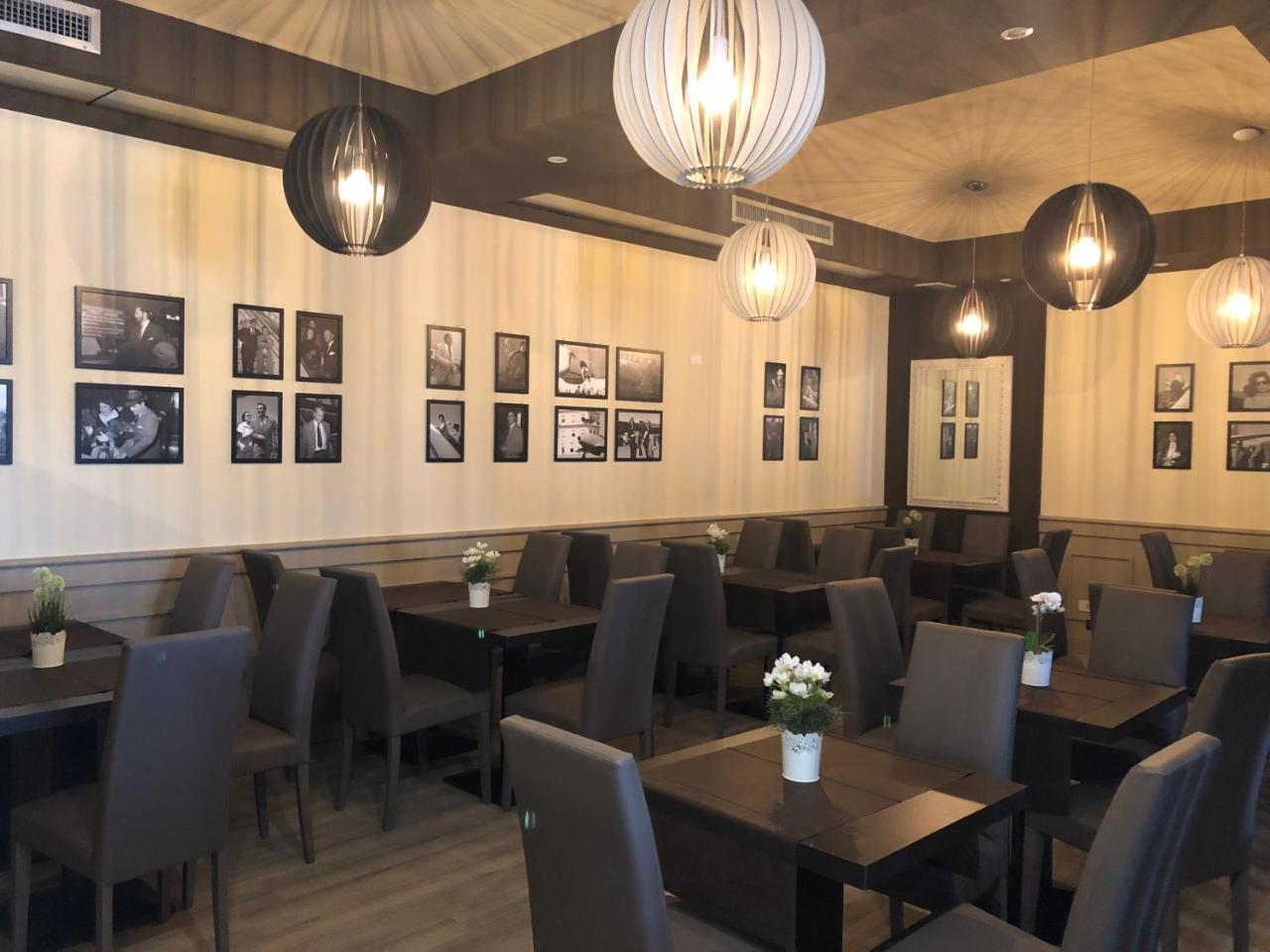 Hotel Palacavicchi Ciampino Buitenkant foto