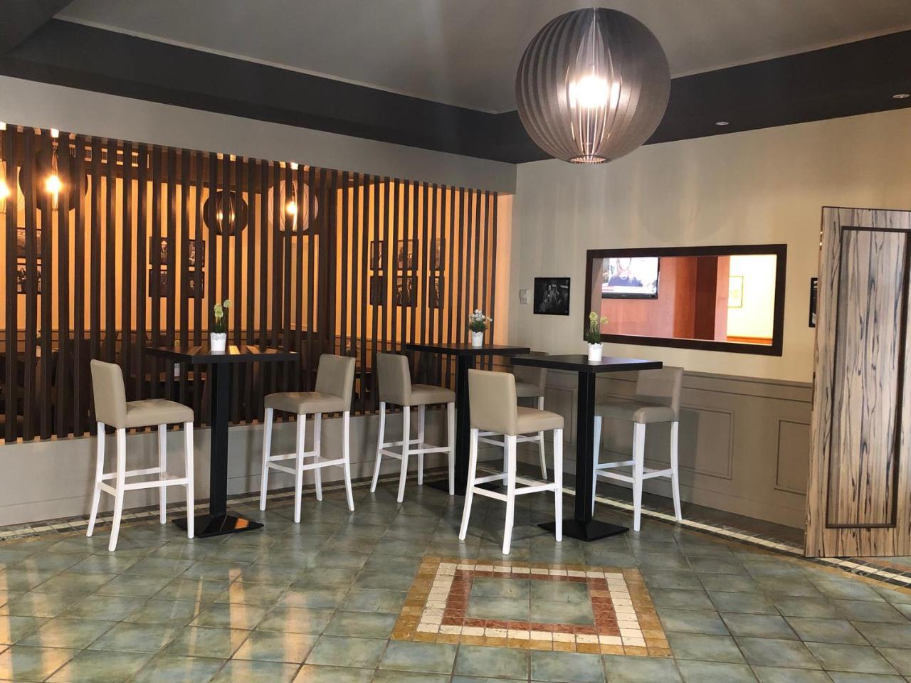 Hotel Palacavicchi Ciampino Buitenkant foto