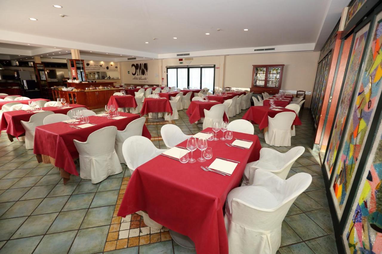 Hotel Palacavicchi Ciampino Buitenkant foto